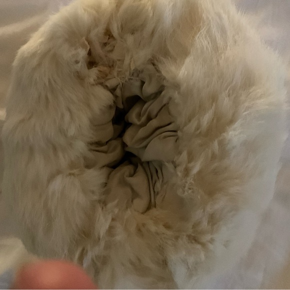 Rabbit Muff - Picture 4 of 4